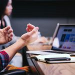 Marketing nell’era dell’IA: Tra competenze umane e piattaforme dati B2B